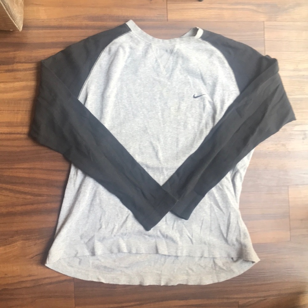 Nike thermal long sleeve